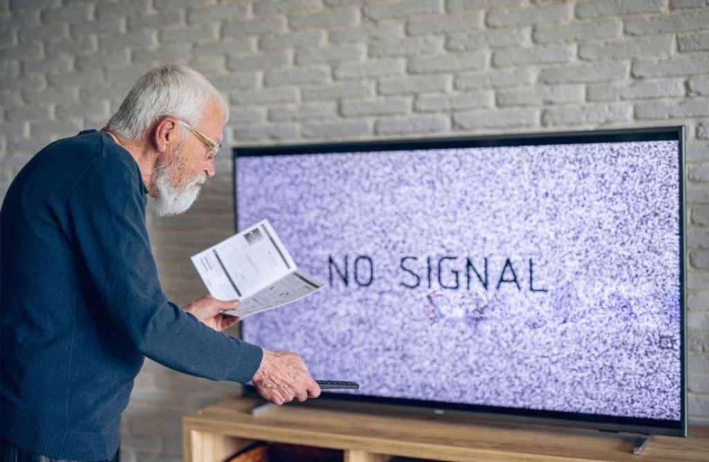 رفع نویز تلویزیون با چند ترفند ساده